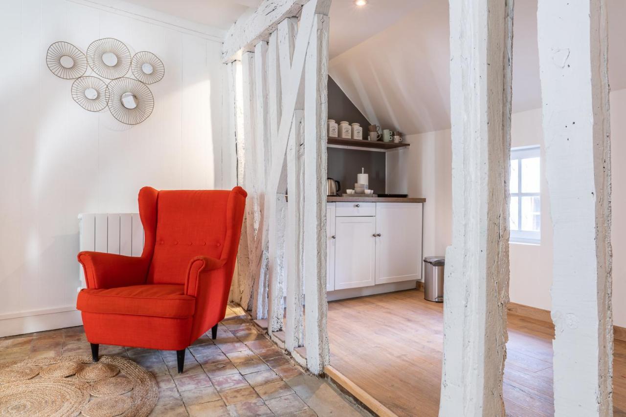 LE BALDAQUIN / Les Suites Romantiques Honfleur Extérieur photo