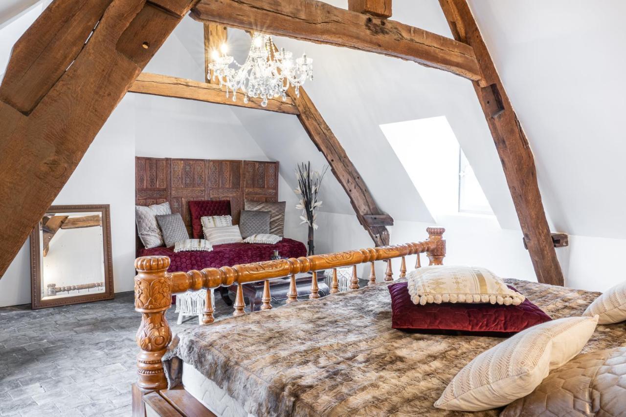 LE BALDAQUIN / Les Suites Romantiques Honfleur Extérieur photo